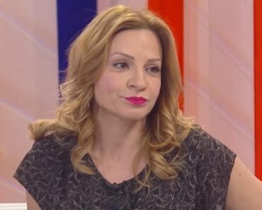 DUBRAVKA MIJATOVIĆ UOPŠTE VIŠE NE LIČI NA SEBE: Potpuno promenila LIČNI OPIS, čovek je ne bi PRIMETIO NA ULICI DUBRAVKA MIJATOVIĆ UOPŠTE VIŠE NE LIČI NA SEBE: Potpuno promenila LIČNI OPIS, čovek je ne bi PRIMETIO NA ULICI