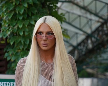 AU JELENA KARLEUŠA URADILA KOREKCIJU: Nikada do sada NISU BILE OVAKVE, baš VELIKE, POTPUNO LUDILO AU JELENA KARLEUŠA URADILA KOREKCIJU: Nikada do sada NISU BILE OVAKVE, baš VELIKE, POTPUNO LUDILO