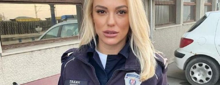 SRBI ODLEPILI ZA NJOM, PISALI DA HOĆE DA IH HAPSI: Evo kako sada izgleda NAJLEPŠA POLICAJKA u Srbiji! (FOTO)