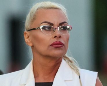 VODITELJ PINKA IZNEO SKANDALOZNE TVRDNJE O MARIJI KULIĆ: Posle ovoga više ništa NEĆE BITI ISTO VODITELJ PINKA IZNEO SKANDALOZNE TVRDNJE O MARIJI KULIĆ: Posle ovoga više ništa NEĆE BITI ISTO