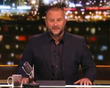 KADA VIDITE KAKVU MAČKU ŠETA IVAN IVANOVIĆ PAMET ĆE DA VAM STANE: Sa brutalnom lepoticom DELI KREVET! (FOTO) KADA VIDITE KAKVU MAČKU ŠETA IVAN IVANOVIĆ PAMET ĆE DA VAM STANE: Sa brutalnom lepoticom DELI KREVET! (FOTO)