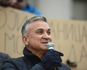 POJAVILE SE TVRDNJE VEZANE ZA ODNOS SRĐANA I JELENE ĐOKOVIĆ: Da li je ovo REALNO? POJAVILE SE TVRDNJE VEZANE ZA ODNOS SRĐANA I JELENE ĐOKOVIĆ: Da li je ovo REALNO?