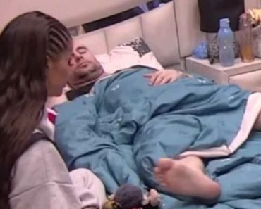 ZVEZDAN SLAVNIĆ PREŠAO SVE GRANICE SA ANĐELOM: Tražio da ga ZADOVOLJI ISPRED UKUĆANA (ŠOK VIDEO)