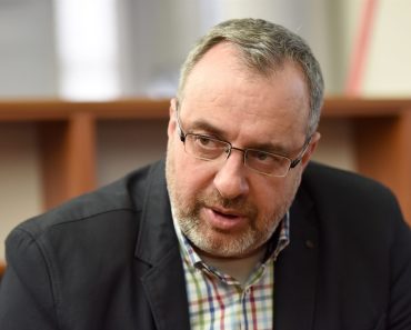 RODITELJI MORAJU DA PRIPAZE NA OVO DOK JE DETE MALO, POSLE JE KASNO: Dr Ranko Rajović UPOZORAVA na OVO!