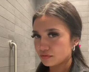 Konobarica detaljno otkrila kako vara goste sa računom, pa sve šokirala: “Koristimo jedan trik, a da nemate pojma” Konobarica detaljno otkrila kako vara goste sa računom, pa sve šokirala: “Koristimo jedan trik, a da nemate pojma”