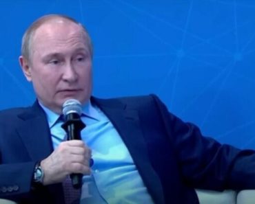 Putin izdao novo naređenje, od 15.maja ništa više neće biti isto: Au, kakav šok za Rusiju Putin izdao novo naređenje, od 15.maja ništa više neće biti isto: Au, kakav šok za Rusiju
