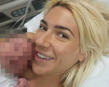 Krila od svih! Jovana Jeremić sveže porođena, u rukama drži bebu, slike odjeknule kao bomba Krila od svih! Jovana Jeremić sveže porođena, u rukama drži bebu, slike odjeknule kao bomba