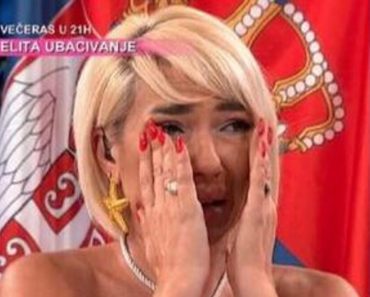 “Šta je radila na jahtama…” Jovana poludela u svojoj emisiji, iznet sav prljav veš, orio se ceo studio! “Šta je radila na jahtama…” Jovana poludela u svojoj emisiji, iznet sav prljav veš, orio se ceo studio!