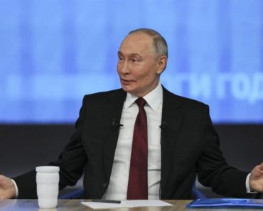 Putin se obratio Nemcima na njihovom jeziku, pa… Rus sve i svašta izneo u javnost, pazite samo šta je izgovorio! Putin se obratio Nemcima na njihovom jeziku, pa… Rus sve i svašta izneo u javnost, pazite samo šta je izgovorio!