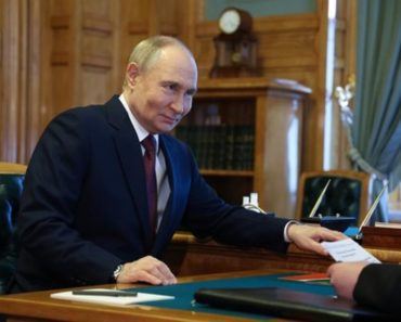 Putin progovorio o novom papi Lavu: Od njegovih reči trese se svet Putin progovorio o novom papi Lavu: Od njegovih reči trese se svet