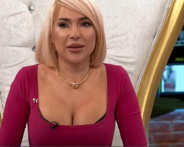 SVI SU PITALI KO TO JOVANI JEREMIĆ PRAVI DRUŠTVO NA ZLATIBORU, ODGOVOR JE STIGAO Objavila slike i zaintrigirala sve SVI SU PITALI KO TO JOVANI JEREMIĆ PRAVI DRUŠTVO NA ZLATIBORU, ODGOVOR JE STIGAO Objavila slike i zaintrigirala sve