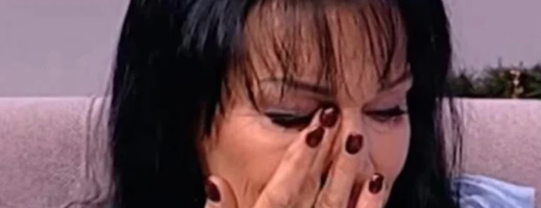 “JAO, DOBRI MOJ, KUD SAD ODE?” Naša pevačica se slomila zbog smrti, nije mogla da dođe sebi: “Niko nije mogao da dođe do njega”
