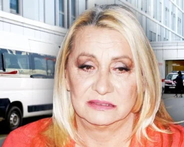 Vesna Zmijanac u Urgentnom centru: Pevačici naglo pozlilo! Evo u kakvom je STANJU! Vesna Zmijanac u Urgentnom centru: Pevačici naglo pozlilo! Evo u kakvom je STANJU!