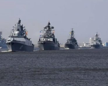 “RATNI BRODOVI SAD SU KRENULI!” Mobilizovano desetine hiljade vojnika, svet je na korak od katastrofe, počinje HAOS “RATNI BRODOVI SAD SU KRENULI!” Mobilizovano desetine hiljade vojnika, svet je na korak od katastrofe, počinje HAOS