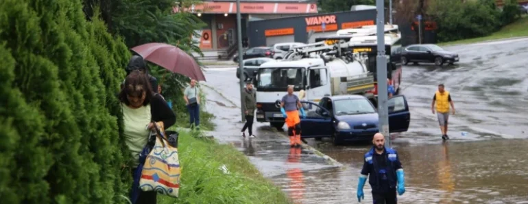 Spremite se, stiže potop: Ovo je najnovije upozorenje RHMZ – Popaljeni svi alarmi