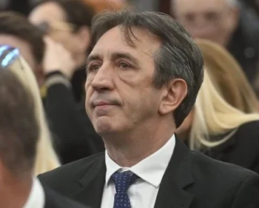 ”Rekli su mi da imam nešto na mozgu”: Bolno priznanje Žike Jakšića nakon moždanog udara ”Rekli su mi da imam nešto na mozgu”: Bolno priznanje Žike Jakšića nakon moždanog udara