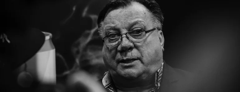 PORODICI BEŠLIĆ ISPOSTAVLJEN RAČUN NAKON HALIDOVE SMRTI Glumac napravio haos na komemoraciji, a sada otkrio šok detalj