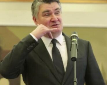 “ČIM OTVORIŠ USTA, TI SI…” Milanoviću prekipelo, sve i svašta je IZREKAO Kad je krenuo, nije mogao da se zaustavi “ČIM OTVORIŠ USTA, TI SI…” Milanoviću prekipelo, sve i svašta je IZREKAO Kad je krenuo, nije mogao da se zaustavi