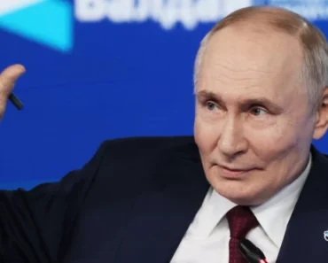 (VIDEO) Hit iz Valdaja: Putin napravio lapsus koji je šokirao svet – Amerikanci se zaledili (VIDEO) Hit iz Valdaja: Putin napravio lapsus koji je šokirao svet – Amerikanci se zaledili