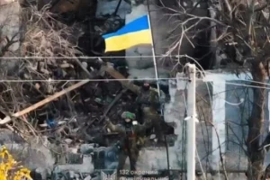 (VIDEO) Šok i neverica za Rusiju, težak poraz na frontu: Padobranci Ukrajine izveli nemoguće, veliki broj zarobljenih