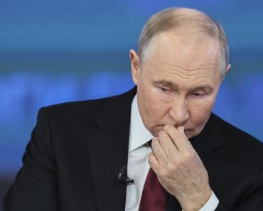 Putin završio govor, a onda je krenuo UŽAS! Planeta nema od šoka zbog onoga što je usledilo, kako su se USUDILI?! Putin završio govor, a onda je krenuo UŽAS! Planeta nema od šoka zbog onoga što je usledilo, kako su se USUDILI?!