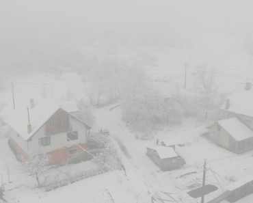 Ovog datuma će pasti novih 10 cm snega: Tog dana će biti ledeno, prava zima stiže