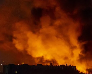 RUSKI AERODROM U PLAMENU, SVE SE TRESE OD EKSPLOZIJA! “Više od 2.000 njih je UNIŠTENO”