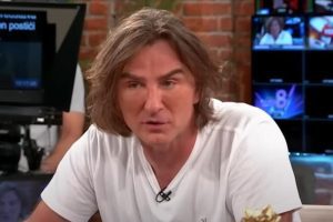 “NELOJALNI I POKVARENI PARAZITI, J***** IM MAJKU” : Željko Mitrović van sebe, PLJUŠTE OTKAZI NA PINKU!