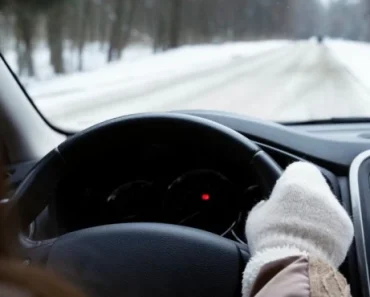 Ovaj auto je zver na snegu: Može da se kupi i za manje od 1.000 evra, mnogi ga se ne bi nikad odrekli (VIDEO)