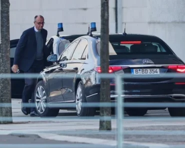 Merc hitno napustio sastanak Zelenskog i Amerikanaca – Šta se ovo dogodilo?