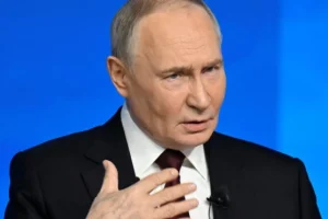 “Umeš li uopšte da čitaš?”: Putin “ohladio” šefa NATO – ovo neće lako zaboraviti