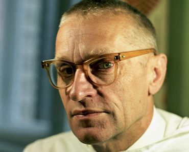 ČUVENI DOKTOR TVRDI DA SE BOLESTI JAVLJAJU SAMO ZBOG OVE STVARI, NIJEDNE VIŠE: Ovo je presudno da doživite STAROST! ČUVENI DOKTOR TVRDI DA SE BOLESTI JAVLJAJU SAMO ZBOG OVE STVARI, NIJEDNE VIŠE: Ovo je presudno da doživite STAROST!