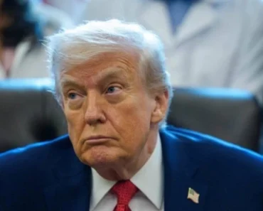 Tramp šokirao: Evo zašto sam sav u modricama! Priznao šta pije na svoju ruku, lekari u neverici!