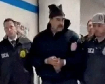 Prvi snimak Madura iz pritvora: Jedan detalj u njegovim rukama je svima zapao za oko (VIDEO)