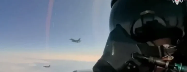 Rusi objavili snimak iz pilotske kabine: Bombarderi i lovci krenuli ka Aljasci, pogledajte ko se pojavio (VIDEO)