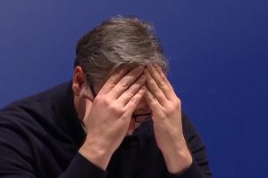 Vučić se uhvatio za glavu nakon priznanja ove hrabre žene: Dođe mi da zajedno sa vama plačem! Vi jeste njegova majka!