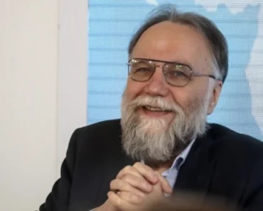 Putinov ideolog šokirao Ruse i ceo svet: Dugin poziva na totalno…
