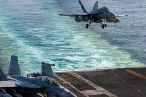 Šta je ovo?! Srušilo se nekoliko američkih borbenih aviona: Haos u Kuvajtu (VIDEO)